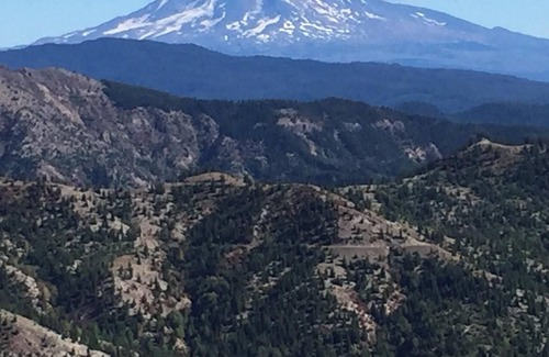 Washougal Alquiler De RV | Tentrr Signature Site - Babbling Creek "Glamp"site at Cuzicanland - Coleman Cook