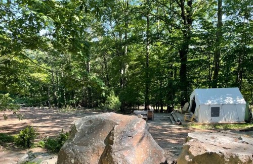 Woodstock Alquiler De RV | Tentrr Signature Site - Peaceful Paradise