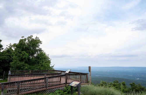 Berkeley Springs Alquiler De RV | Tentrr State Park Site - WV Cacapon State Park - Site E (2.2 miles past Cacapon