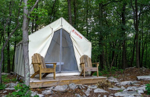 Berkeley Springs Alquiler De RV | Tentrr State Park Site - WV Cacapon State Park - Site A (1 mile past Cacapon mo