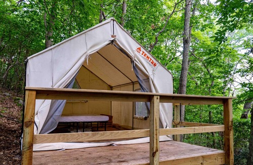 Gans Alquiler De RV | Tentrr State Park Site - WV Coopers Rock State Park - Site E - Single Camp