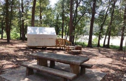 Huntsville Alquiler De RV | Tentrr State Park Site - Texas Huntsville State Park - Site B - Single Camp