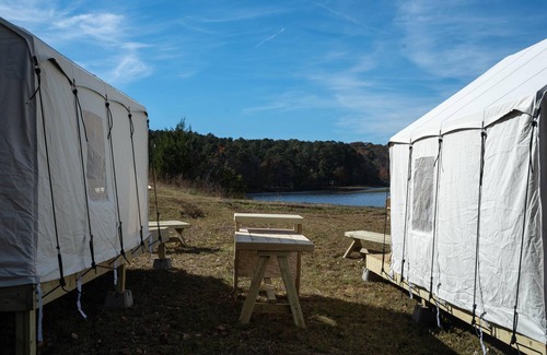 Dennis Alquiler De RV | Tentrr State Park Site - Mississippi Tishomingo State Park - Haynes Lake North F