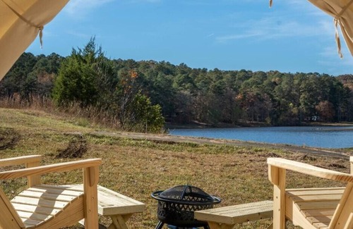 Dennis Alquiler De RV | Tentrr State Park Site - Mississippi Tishomingo State Park - Haynes Lake North F