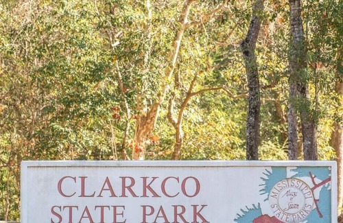 Quitman Alquiler De RV | Tentrr State Park Site - Mississippi Clarkco State Park - Watchtower A - Single