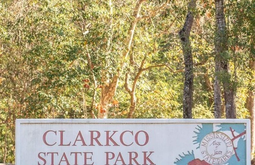 Quitman Alquiler De RV | Tentrr State Park Site - Mississippi Clarkco State Park - Highridge D - Single C