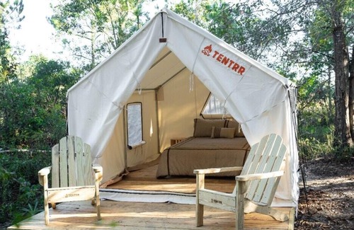 Bay St Louis Alquiler De RV | Tentrr State Park Site - Mississippi Buccaneer State Park - Woodland C - Single