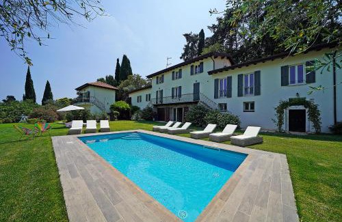 Salo Villa | Tenuta La Pineta