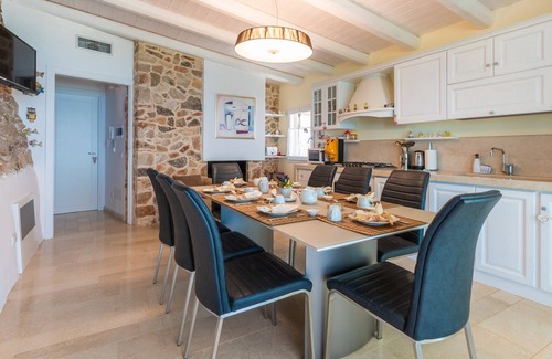 Patu Casa | Tenuta Scialandre 10, Emma Villas