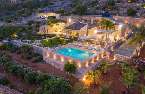 Patu Casa | Tenuta Scialandre 10, Emma Villas