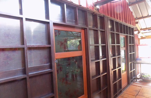 Pulau Batu Merah Casa | Terapung Hotel & Fish Garden