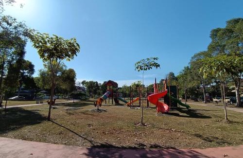 Shah Alam Apartamento | Tere Home 29 Subang by Manhattan Group