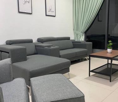 Batu Buruk Apartamento | Terengganu Dreamscapes at Icon Residence, Spacious with Nature View
