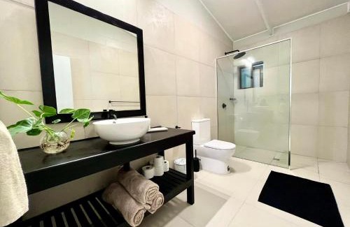 Nikao Tapere Casa | Tereora Heights Pool Retreat