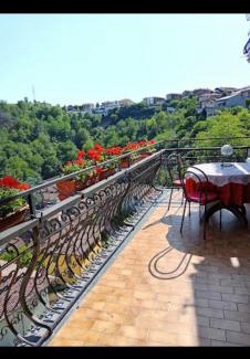 Castellinaldo Apartamento | Teresa al Belvedere Rooms&HolidayApartments Camere&Appartamenti
