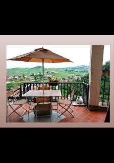 Castellinaldo Apartamento | Teresa al Belvedere Rooms&HolidayApartments Camere&Appartamenti