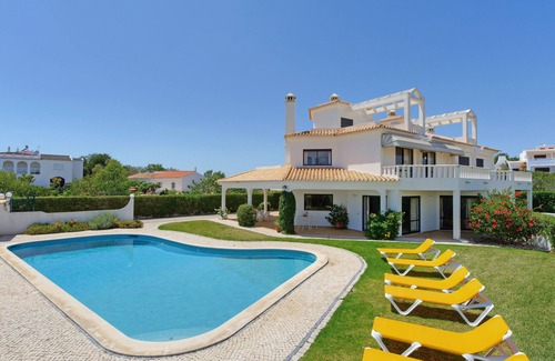 Cerro de Aguia Villa | Teresa