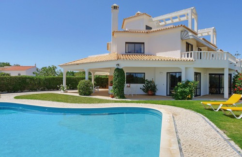 Cerro de Aguia Villa | Teresa