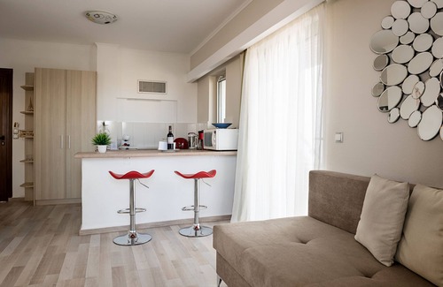 Ialyssos Apartamento | Terinikos Sunny Garden Hotel & Junior Suites