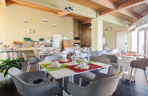 Punta Marina Hotel | Terme Beach Resort