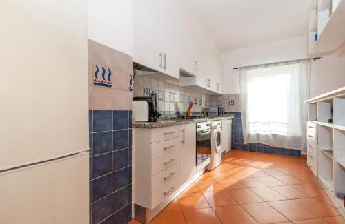 Santa Luzia Apartamento | Terra Estreita by Algartur - 5 mins Downtown - Pool & Balcony