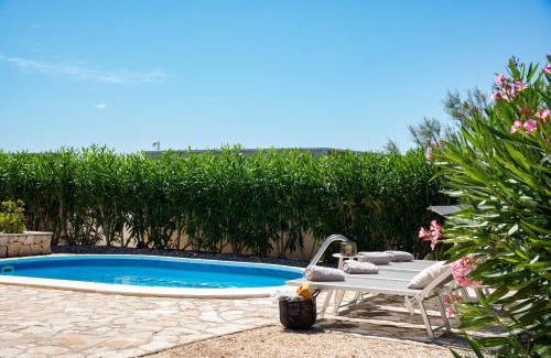 Novalja Complejo | Terra Park Phalaris