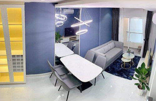 Phuong 8 Apartamento | Terra royal Commercial center apartment - 2 BR - good price by YOLO HOME