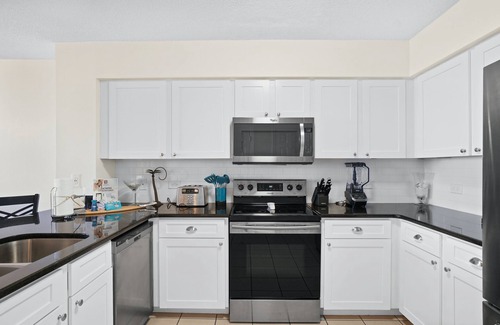 Destin Condominio | Terrace at Pelican Beach Resort by Panhandle Getaways