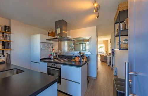 Tarifa Apartamento | Terrace, pool, near beach & home office (Fibre)