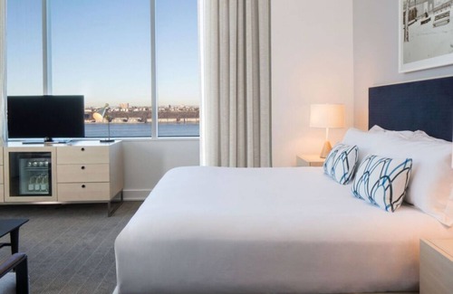 Hell's Kitchen Hotel | Terrace Suite at Ink 48 Hotel, Walk to Times Square, Rockefeller Center!