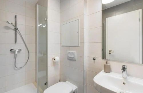 Csarnok negyed Apartamento | Terrace Vista-Modern 2BR Retreat