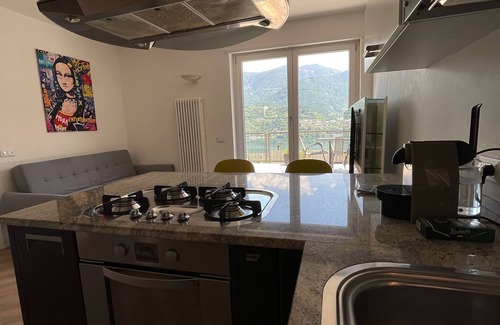 Susa Apartamento | Terrace with super lake view
