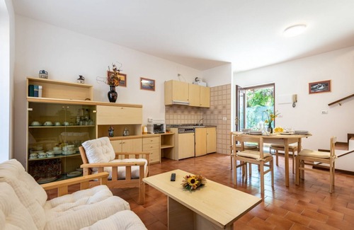 Consiglio di Rumo Apartamento | Terraced house on the lakeside of Gravedona - Larihome
