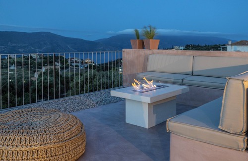 Chalikeri Villa | Terracotta Fiscrdo Villas 3 bedrooms