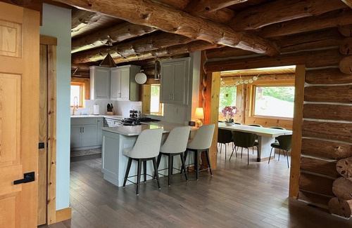 Rockbridge Cabina | Terrapin Hideaway's Loggerhead Main Lodge, Hocking Hills Logan Laureville Rockbridge Sleeps 16 Hot t