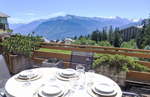 Randogne Apartamento | Terrasse Des Alpes 814 by Interhome