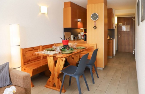 Randogne Apartamento | Terrasse Des Alpes 815 by Interhome