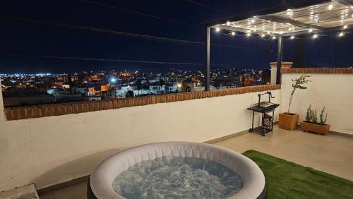Chihuahua Casa | Terraza y Jacuzzi con vista increíble