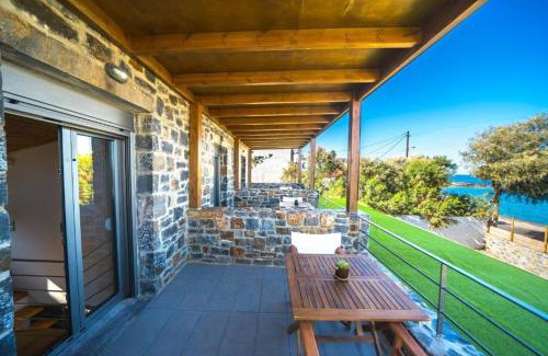 Milatos Beach Apartamento | TerraZeus - Stone House Beachfront 3