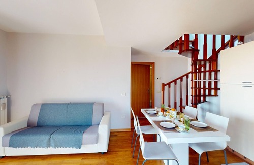 Villanuova sul Clisi Apartamento | Terrazza sul Golfo by Bookinggardalake