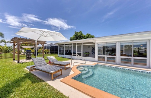 Charlotte Harbor Casa | 🥇 Terrific 2bd waterside villa (CH1005)