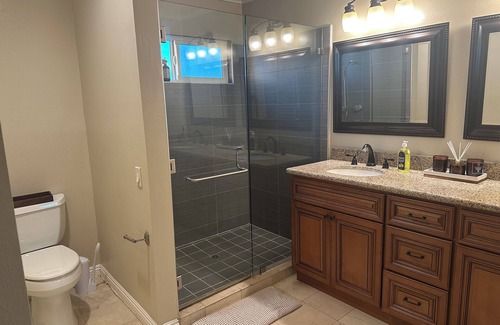 Walnut Casa | Terrific 4-bedroom house with AC in Walnut