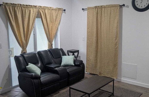 Catasauqua Apartamento | Terrific corporate apartment with central air and jacuzzi in the Lehigh Valley