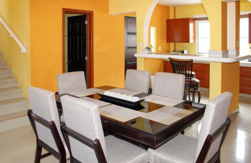 Adolfo López Mateos Casa | Terry's House