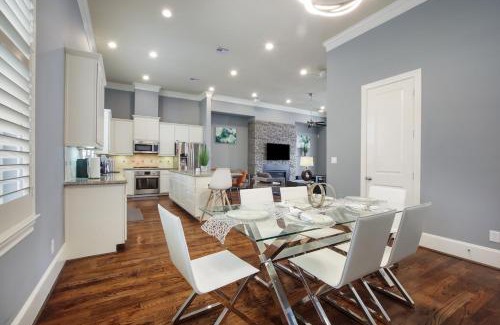 Riverside Terrace Casa | Tesla-Charger TX Medical Ctr Sleeps 7 5 beds