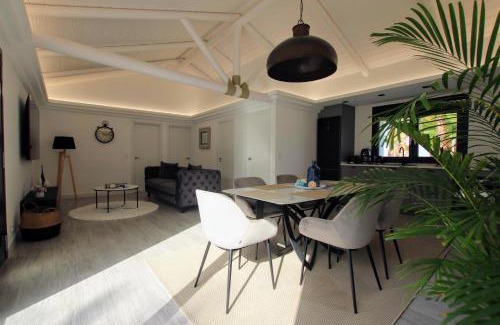Alhaurín de la Torre Casa | TESS Villa Le Clos Fleury