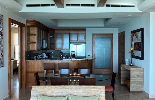Puerto Peñasco Complejo | Tessoro 902 - Elegant beach front condo