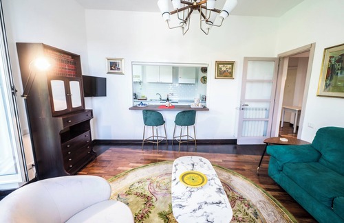 Testaccio Casa | Testaccio Luminous And Large Apartment