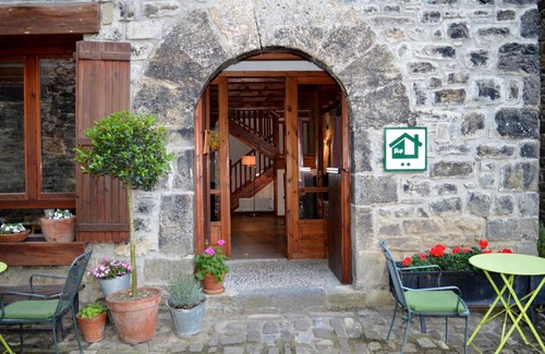 Roncal - Erronkari Casa | Tetxe B&B Roncal