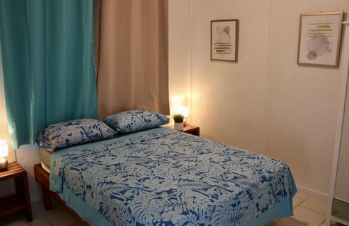 Taravao Casa | TEVIHOUSE 2 Bedrooms House or-and Bungalow with Pool